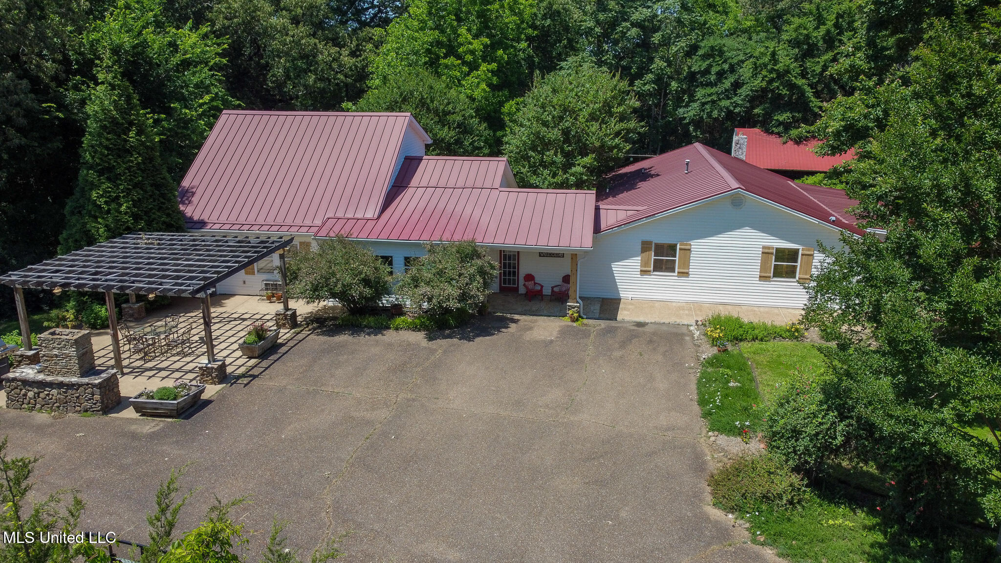 3501 Highway 305 Hernando, MS 38632 - Photo 2 of 75 3501 Hwy 305