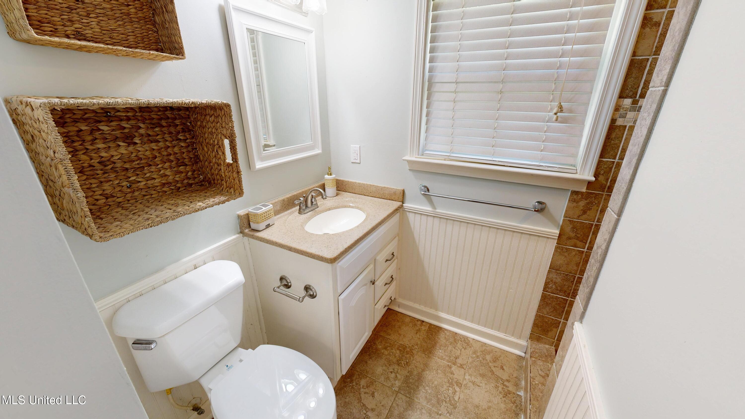 3501 Highway 305 Hernando, MS 38632 - Photo 21 of 75 Bathroom 1