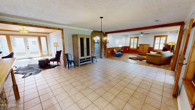 $594,900 | 3501 Highway 305, Hernando, MS 38632