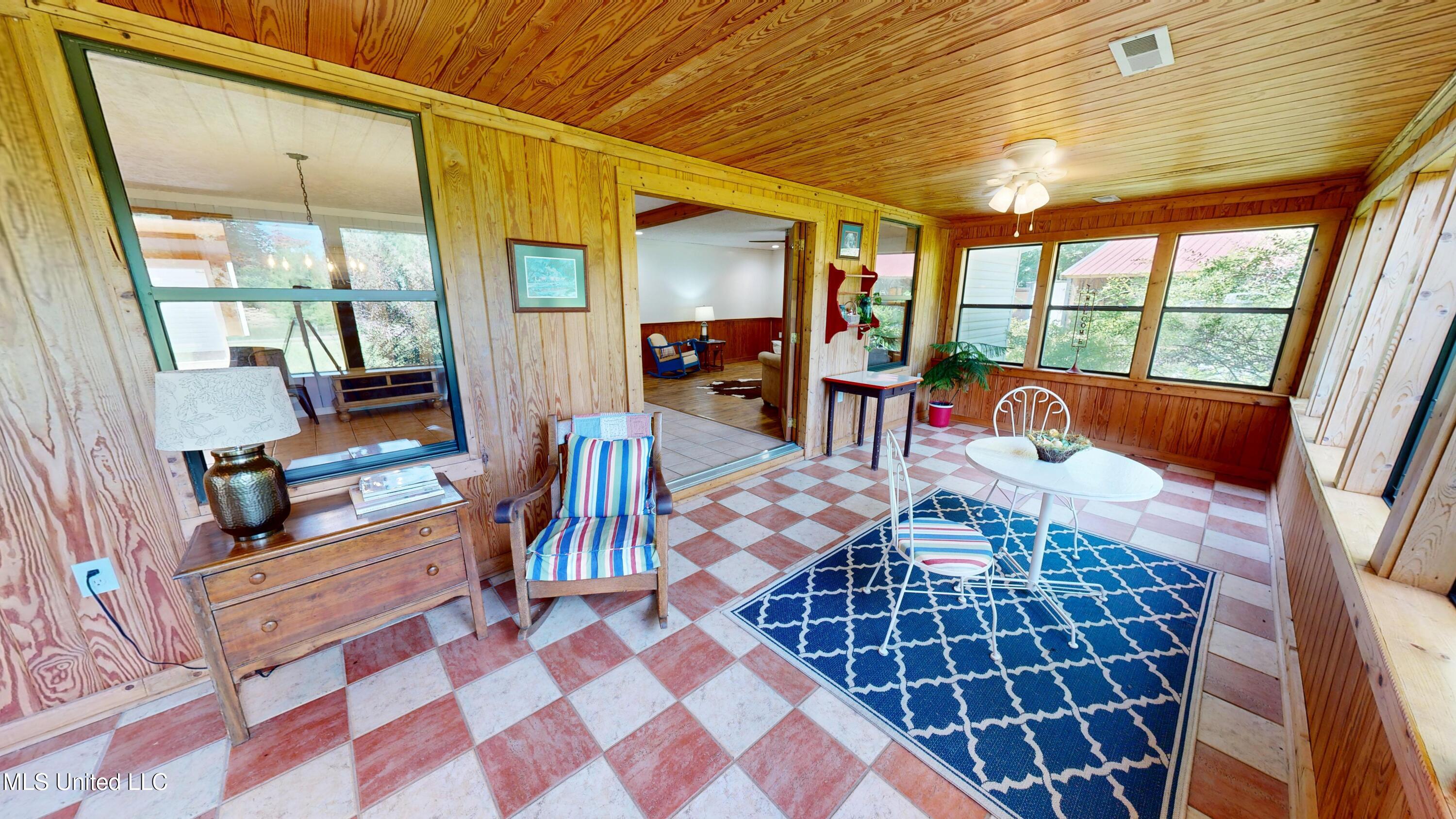 3501 Highway 305 Hernando, MS 38632 - Photo 48 of 75 Large heated and cooled sunroom