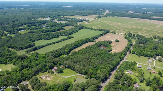 $594,900 | 3501 Highway 305, Hernando, MS 38632