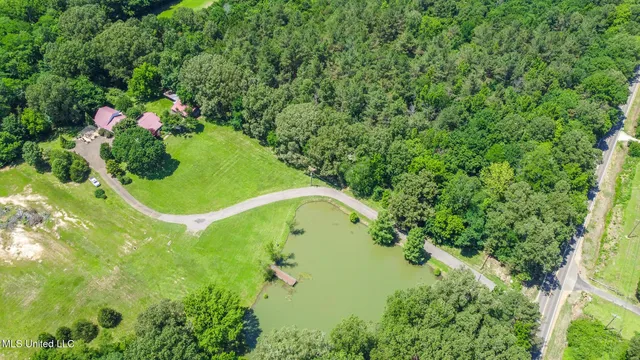 $594,900 | 3501 Highway 305, Hernando, MS 38632