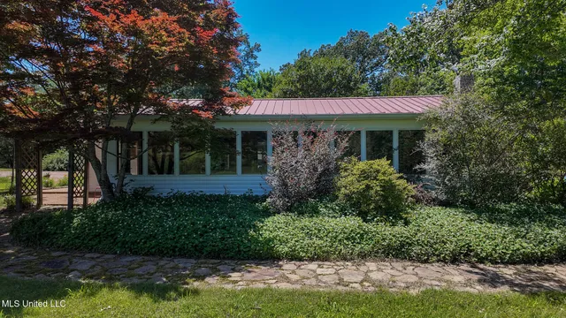$594,900 | 3501 Highway 305, Hernando, MS 38632