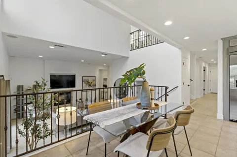 $4,599,000 | 303 Lakeview Way, Redwood City, CA 94062