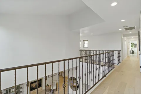 $4,599,000 | 303 Lakeview Way, Redwood City, CA 94062