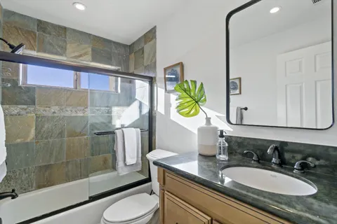 $4,599,000 | 303 Lakeview Way, Redwood City, CA 94062