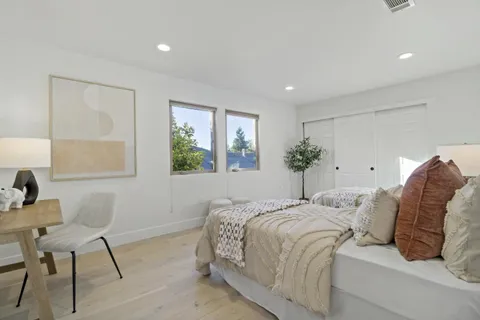 $4,599,000 | 303 Lakeview Way, Redwood City, CA 94062