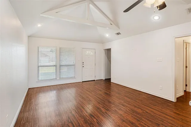 $1,450 | 410 Andrew Drive, Unit B, Mabank, TX 75147