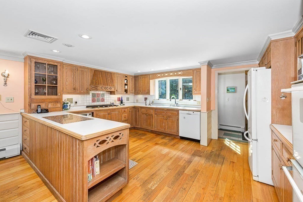 165 Cherry Street Wenham, MA 01984 - Photo 11 of 42 Gallery Image 11