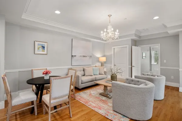 $499,000 | 12 Russell Road, Unit 404, Wellesley, MA 02482