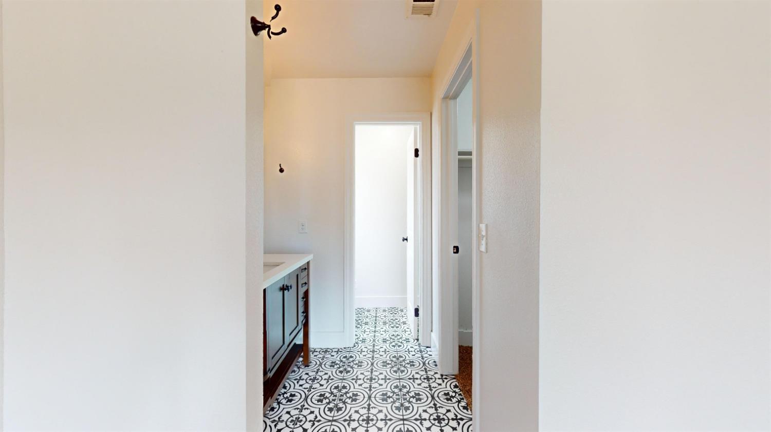 3053 Fowler Avenue Clovis, CA 93611 - Photo 22 of 48 PRIMARY BATH/CLOSET