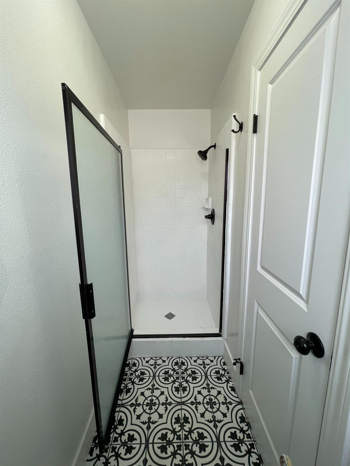 3053 Fowler Avenue Clovis, CA 93611 - Photo 24 of 48 MASTER SHOWER
