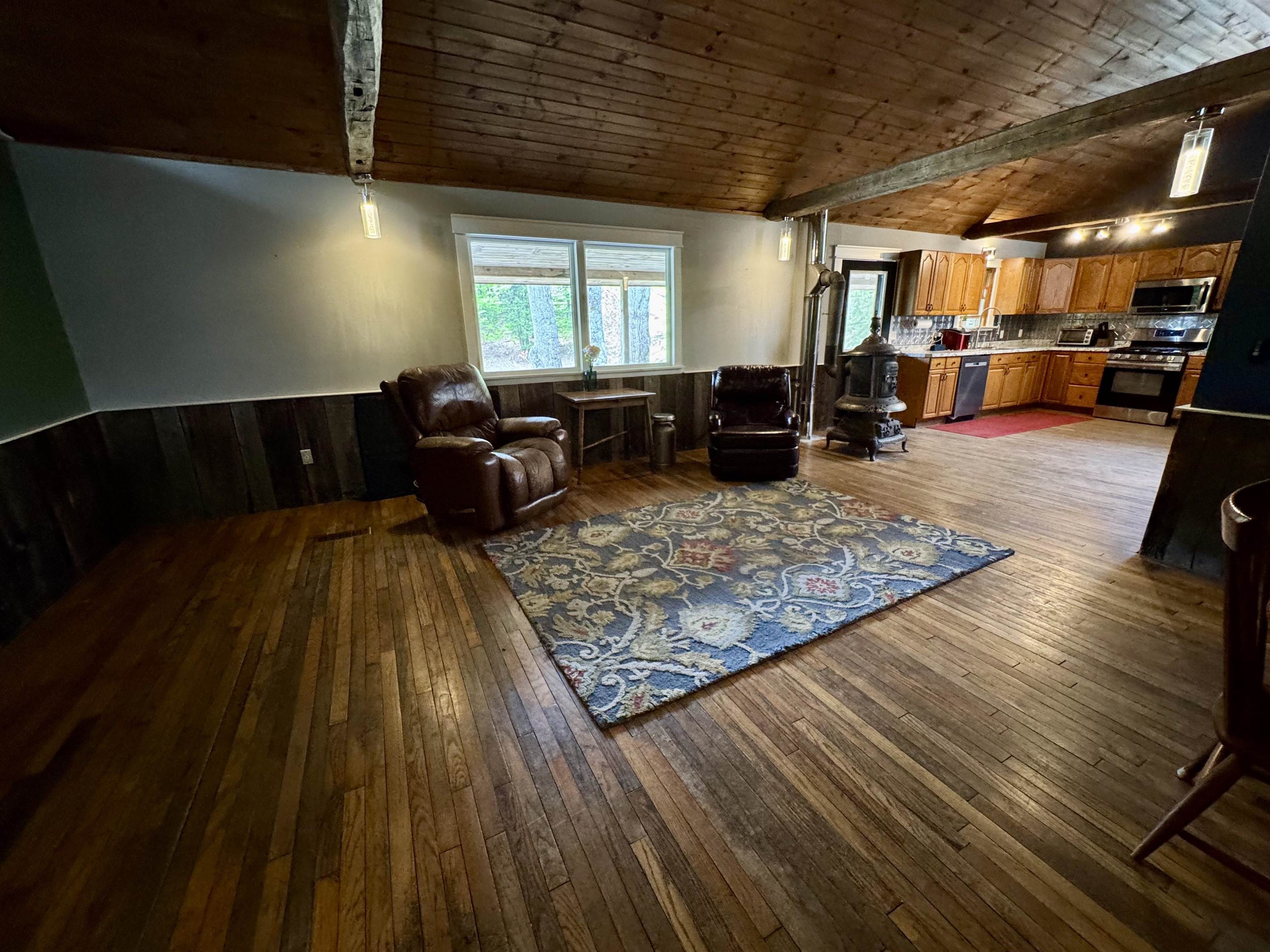 198 Brackett Road Fairlee, VT 05045 - Photo 9 of 53