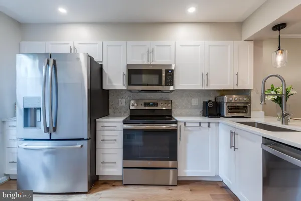 $5,500 | 1126 North Taylor Street, Unit 1, Arlington, VA 22201