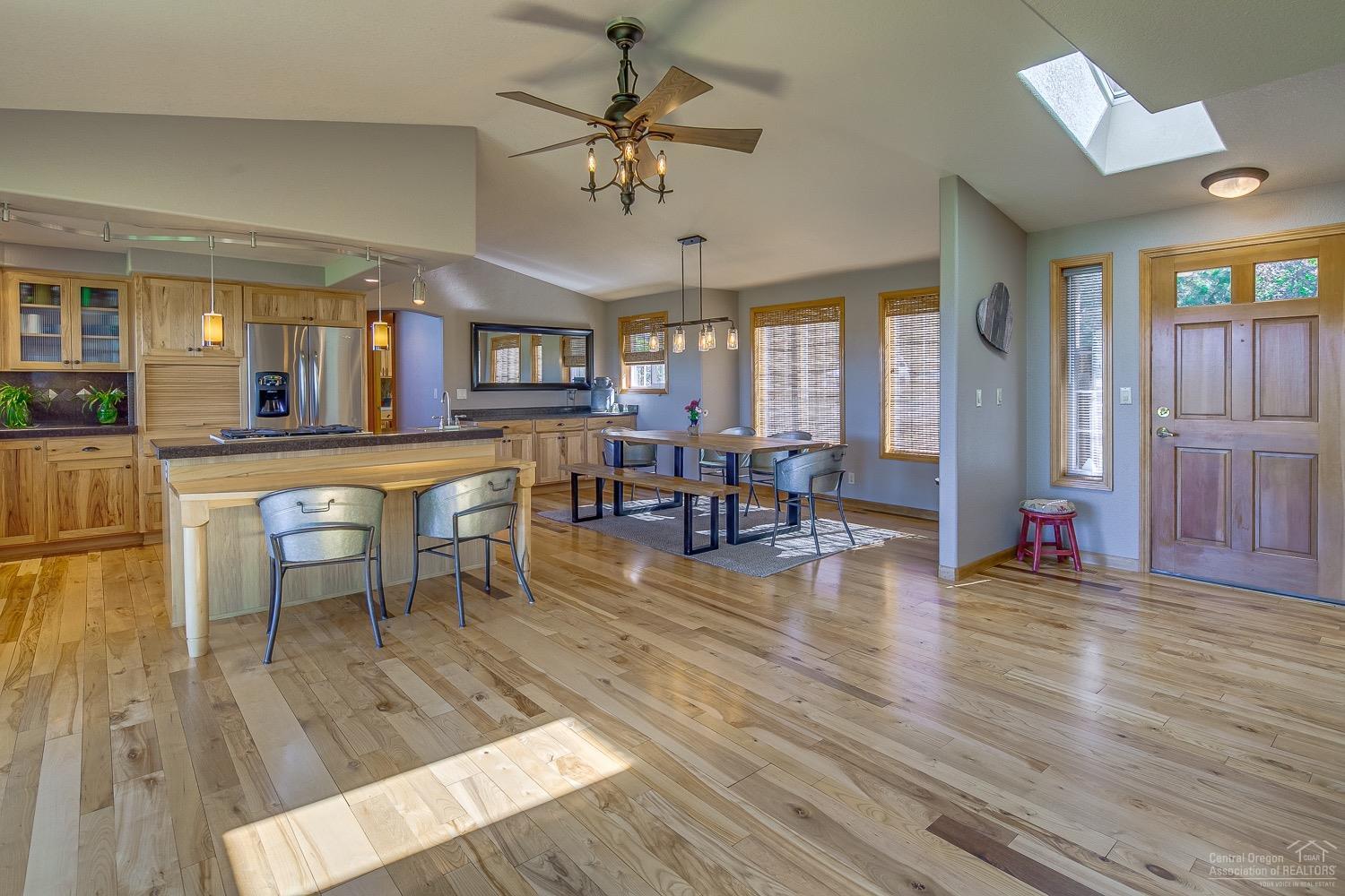 61185 Larsen Road Bend, OR 97702 - Photo 5 of 25 Additional Photo