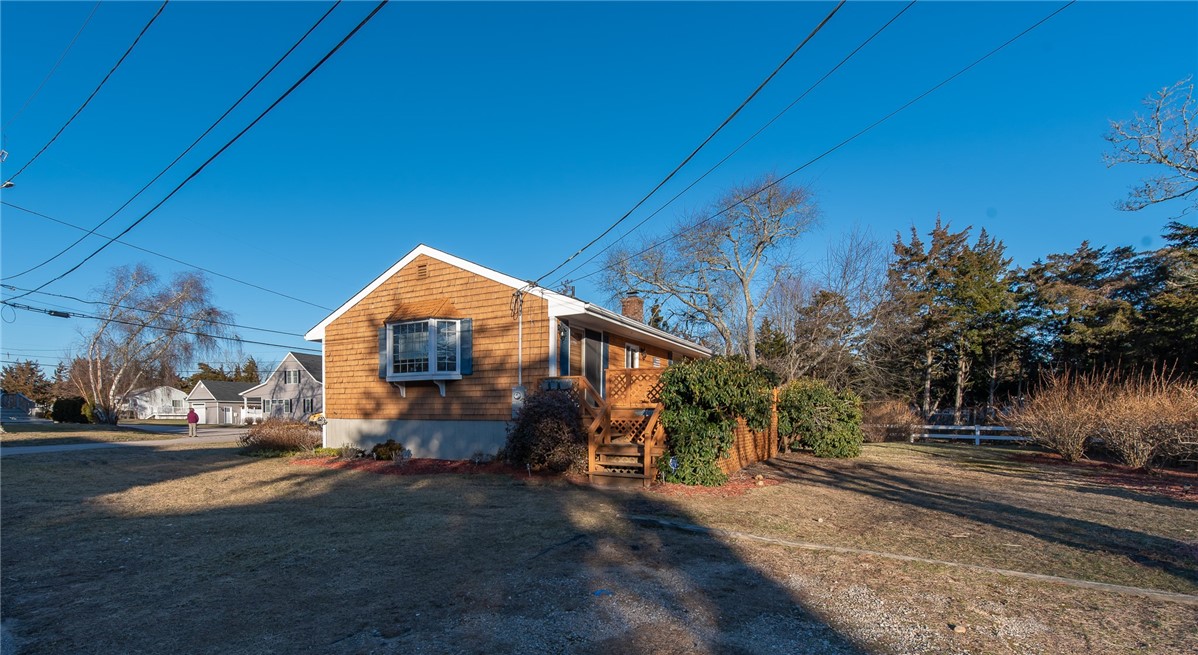 24 Cove Road Westerly, RI 02891 - Photo 12 of 42