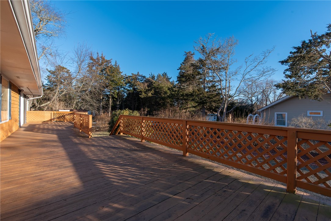 24 Cove Road Westerly, RI 02891 - Photo 13 of 42