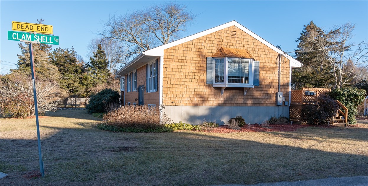 24 Cove Road Westerly, RI 02891 - Photo 3 of 42