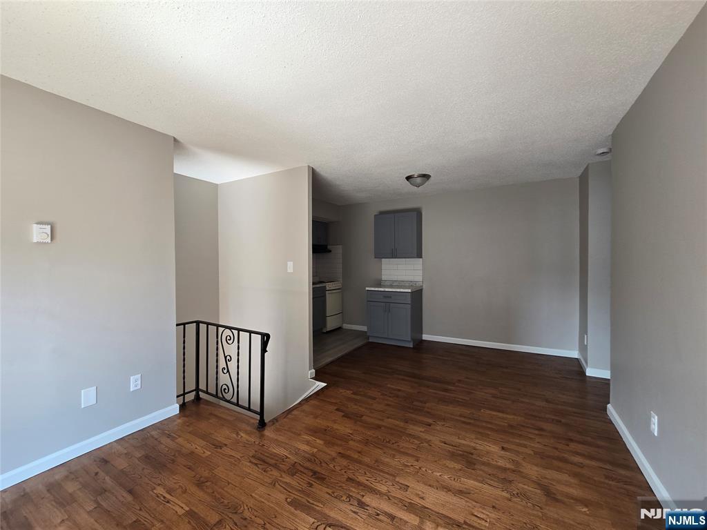 75 1st Street, Unit 6 Hackensack, NJ 07601 - Photo 3 of 5