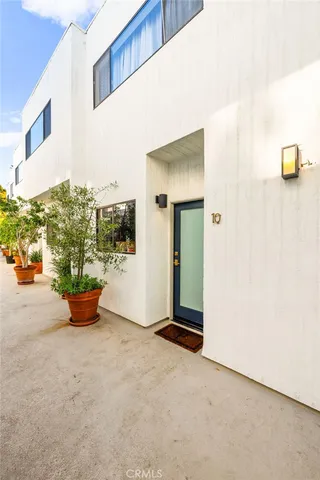 $1,049,999 | 2500 Abbot Kinney Boulevard, Unit 10, Venice, CA 90291