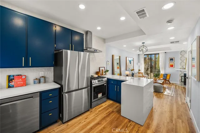 $1,049,999 | 2500 Abbot Kinney Boulevard, Unit 10, Venice, CA 90291