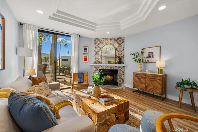 $1,049,999 | 2500 Abbot Kinney Boulevard, Unit 10, Venice, CA 90291