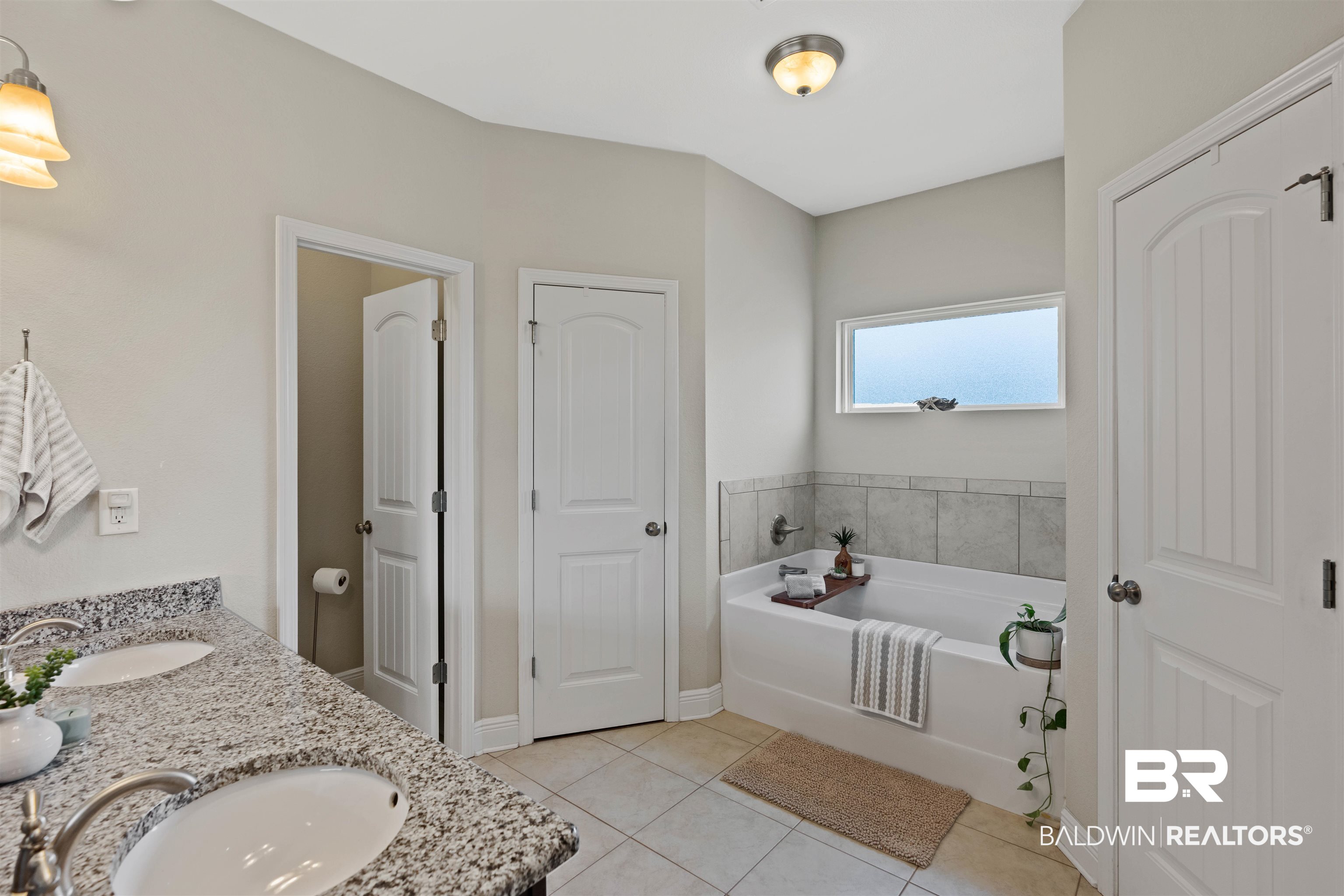 3168 Bellingrath Drive Foley, AL 36535 - Photo 14 of 36 Double sinks, soaker tub, separate shower and 2 closets.