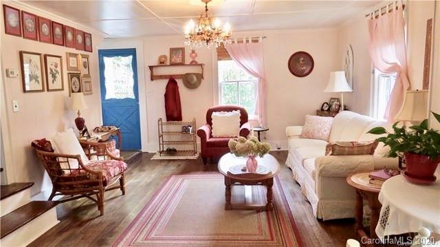 419 Higate Road Hendersonville, NC 28791 - Photo 7 of 23 Gallery Image 7