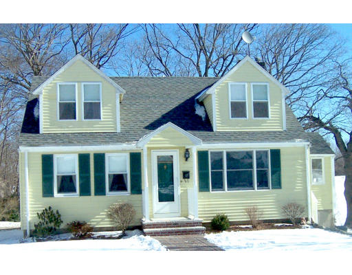 12 Cleveland Road Beverly, MA 01915 - Photo 1 of 1 Gallery Image 1
