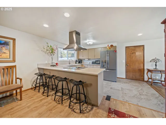 $589,000 | 17125 Southeast Shadow Court, Milwaukie, OR 97267