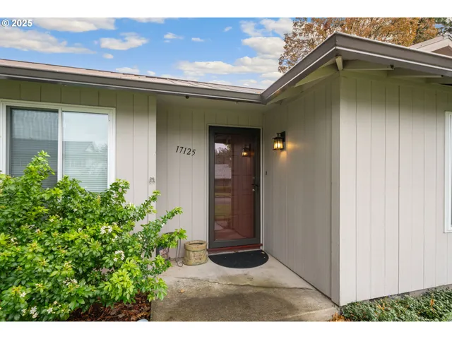 $589,000 | 17125 Southeast Shadow Court, Milwaukie, OR 97267
