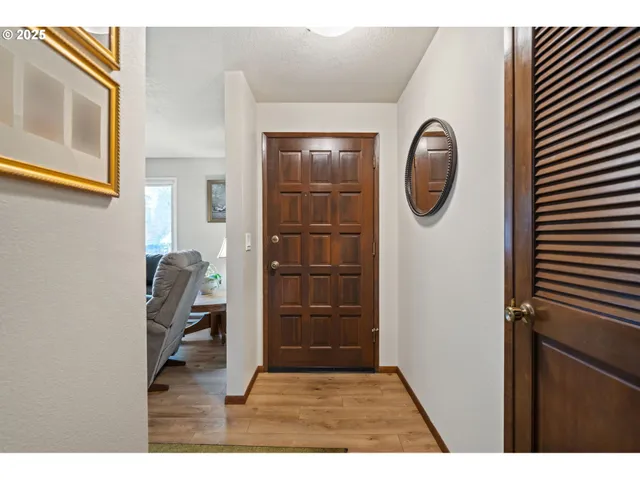 $589,000 | 17125 Southeast Shadow Court, Milwaukie, OR 97267