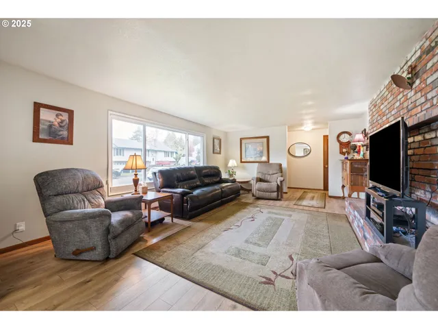 $589,000 | 17125 Southeast Shadow Court, Milwaukie, OR 97267