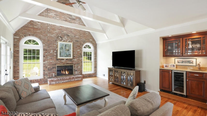 2101 Arbor Way Bridgewater, NJ 08836 - Photo 16 of 47