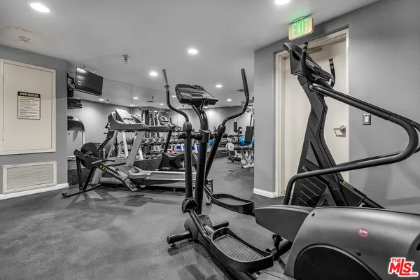 $1,399,000 | 11740 Sunset Boulevard, Unit 22, Los Angeles, CA 90049