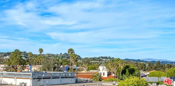 $1,399,000 | 11740 Sunset Boulevard, Unit 22, Los Angeles, CA 90049