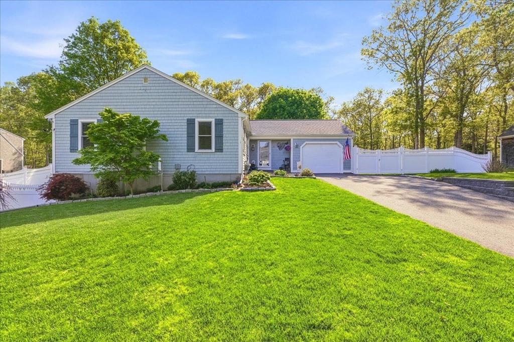 9 Woodridge Road Sandwich, MA 02537 - Photo 2 of 42