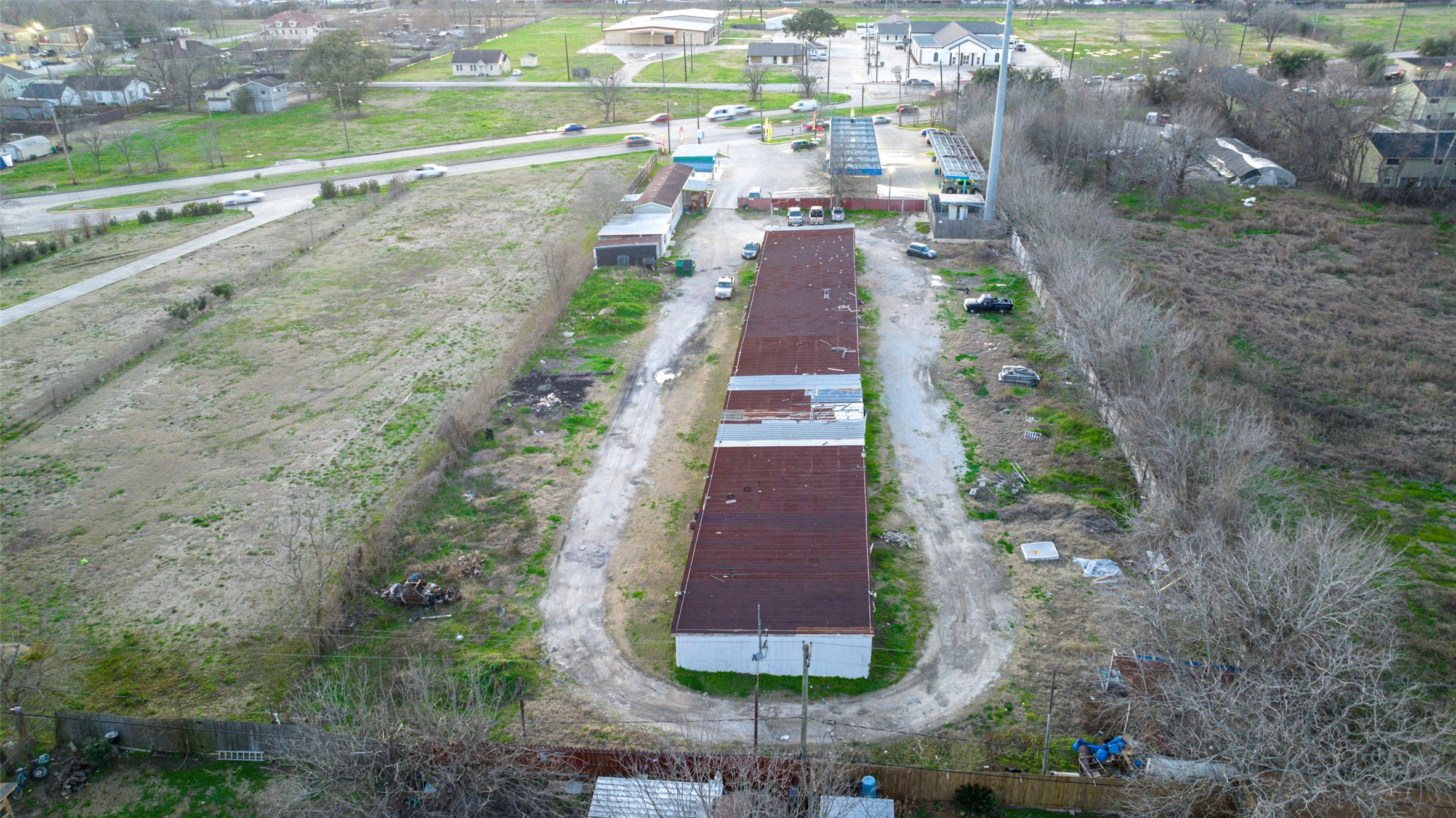2627 Allen Genoa Road Pasadena, TX 77502 - Photo 15 of 37 a view of a pathway with a yard