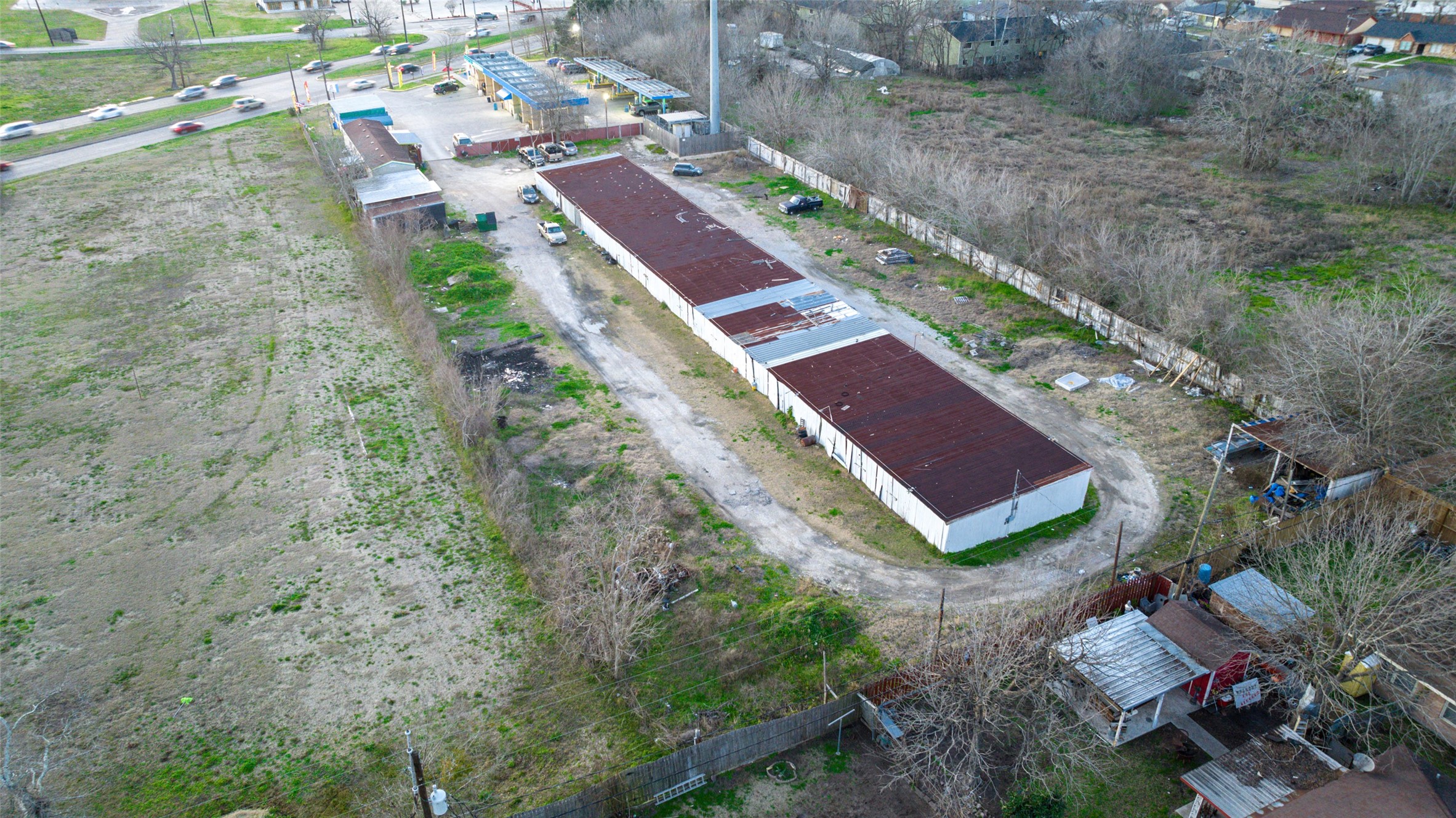 2627 Allen Genoa Road Pasadena, TX 77502 - Photo 17 of 37 a view of a yard with a yard