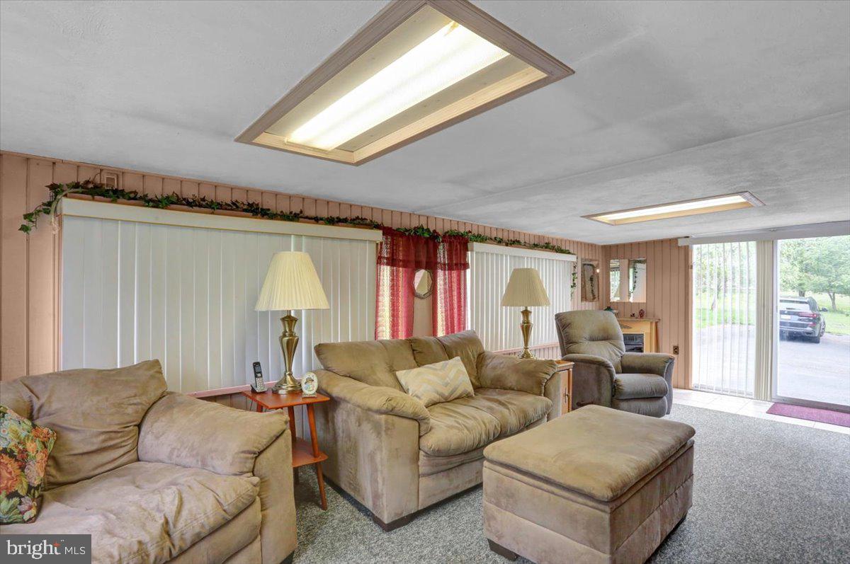 1821 Mount Laurel Road Temple, PA 19560 - Photo 9 of 30 Gallery Image 9