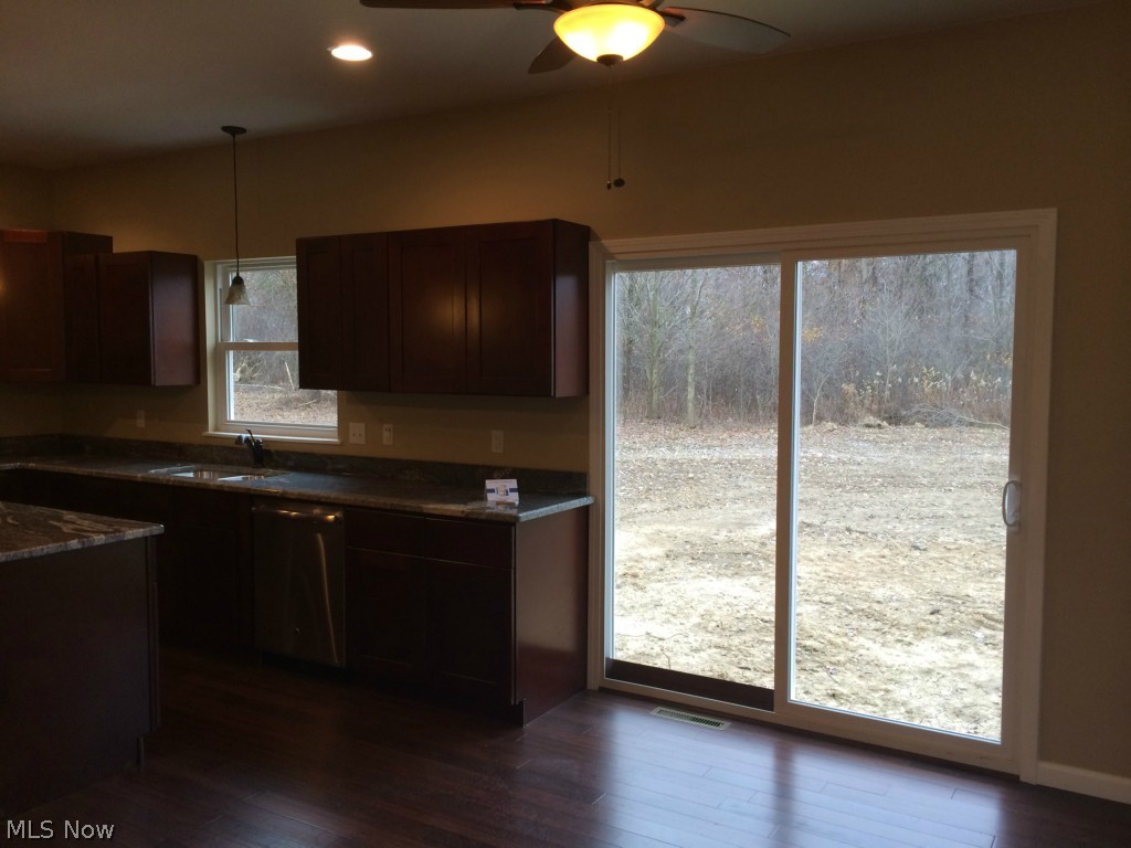629 Wilcox Road Austintown, OH 44515 - Photo 8 of 23