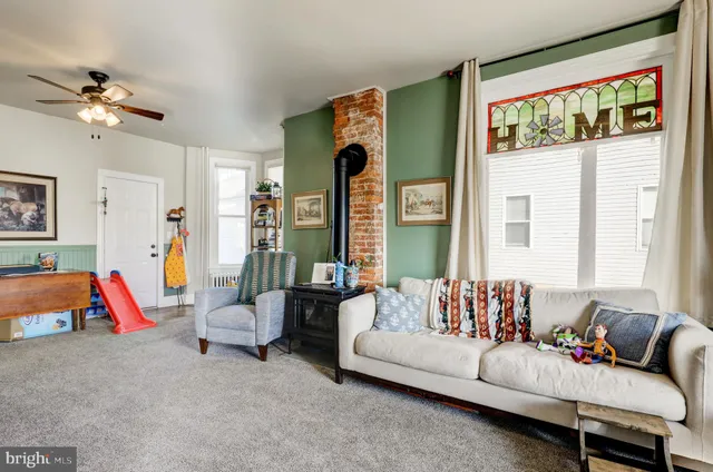 $299,900 | 90 North Reamstown Road, Reamstown, PA 17567