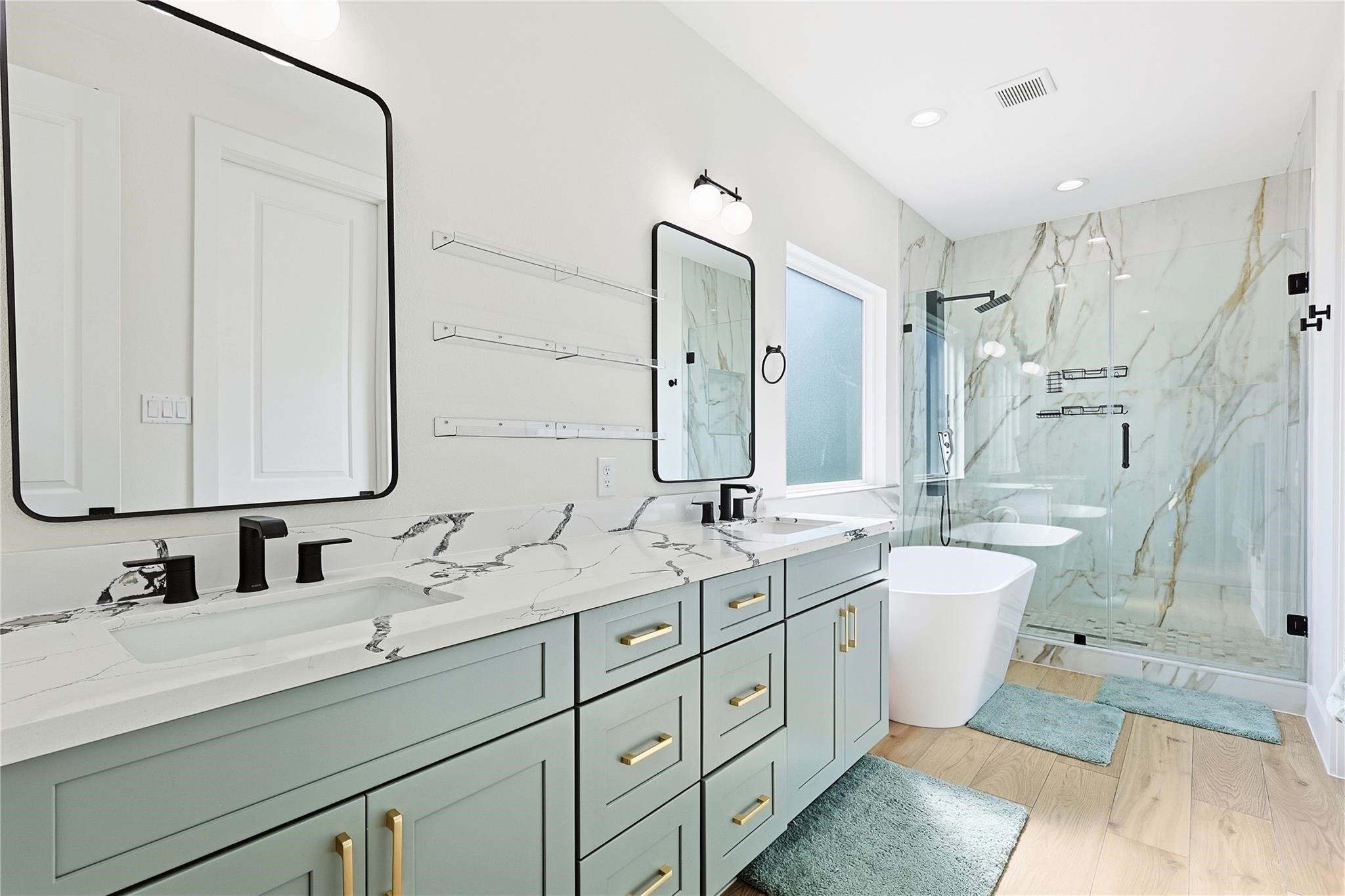 730 East 33rd Street Houston, TX 77022 - Photo 17 of 29 Gallery Image 17
