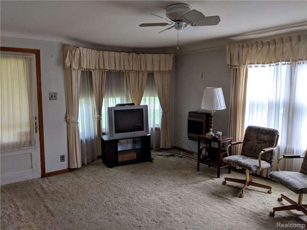 38287 Tyler Road Romulus, MI 48174 - Photo 8 of 31