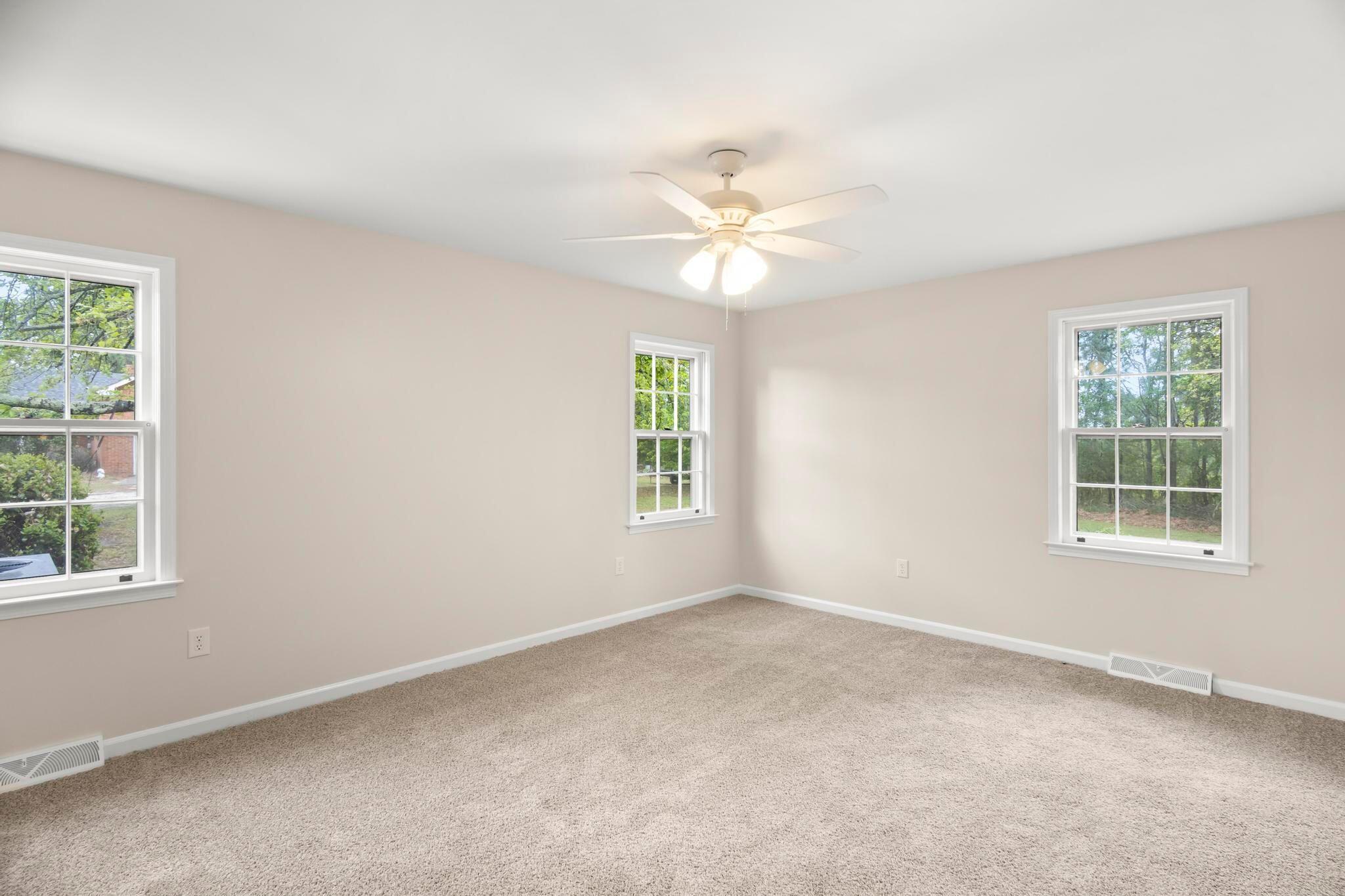 116 Whitehall Road North Augusta, SC 29841 - Photo 9 of 37 63F34568-07E8-4149-9BE5-4ED9C2968DFB