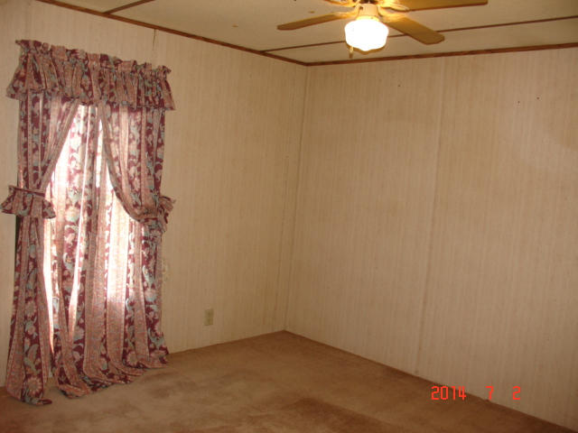 104 Ramblin Rose Road Vinton, VA 24179 - Photo 6 of 14 a view of a small space