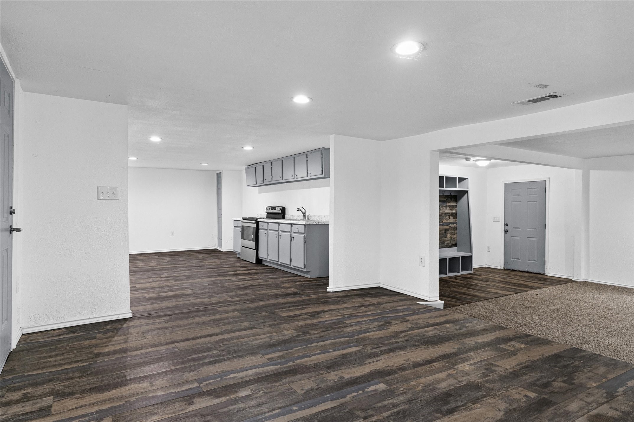 410 Pleasure Land Road Gun Barrel City, TX 75156 - Photo 13 of 33 a view of kitchen with wooden floor