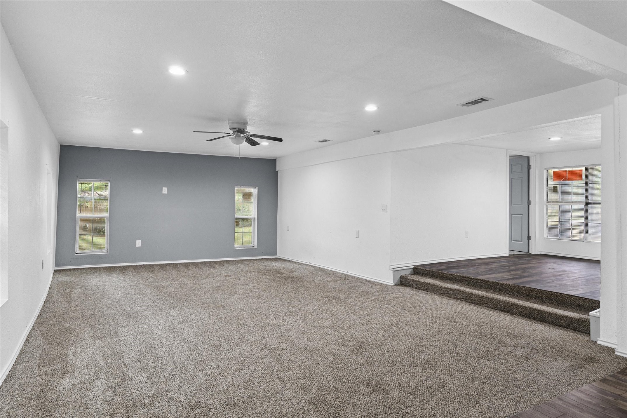 410 Pleasure Land Road Gun Barrel City, TX 75156 - Photo 20 of 33 a view of an empty room