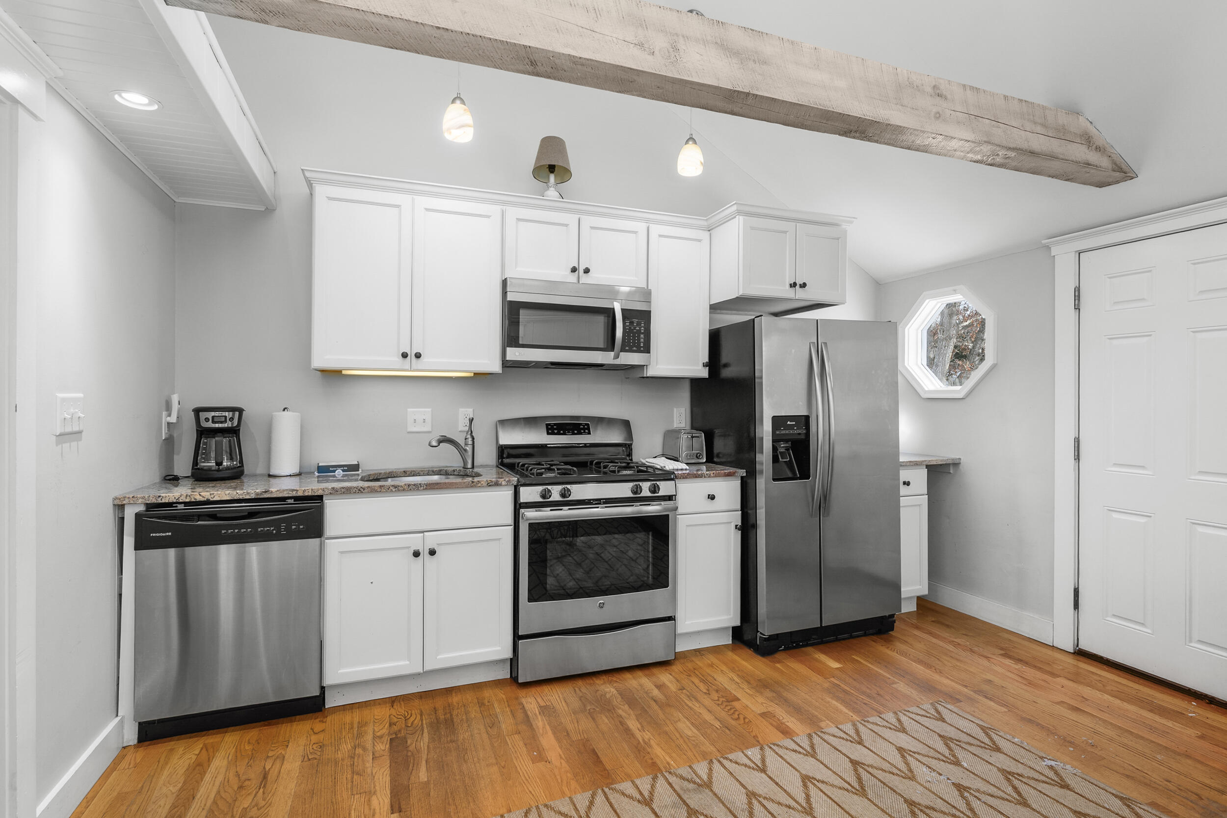 20-22 Lorena Road West Yarmouth, MA 02673 - Photo 9 of 17 11_dsc_5198