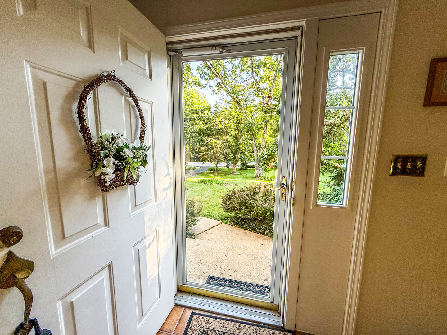 7108 Red Barn Road Crystal Lake, IL 60012 - Photo 2 of 67 Gallery Image 2